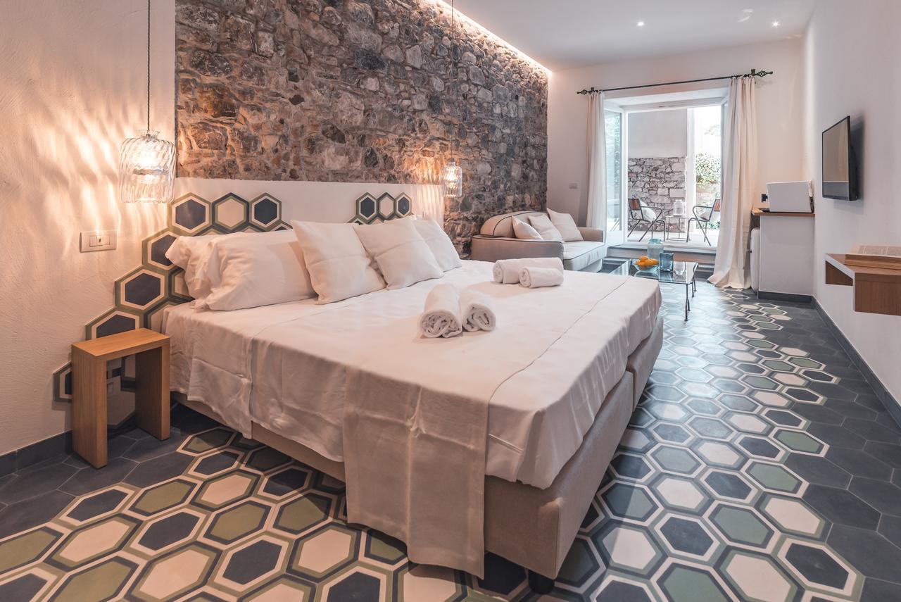 Medousa Bistrot & Suites Taormina Buitenkant foto